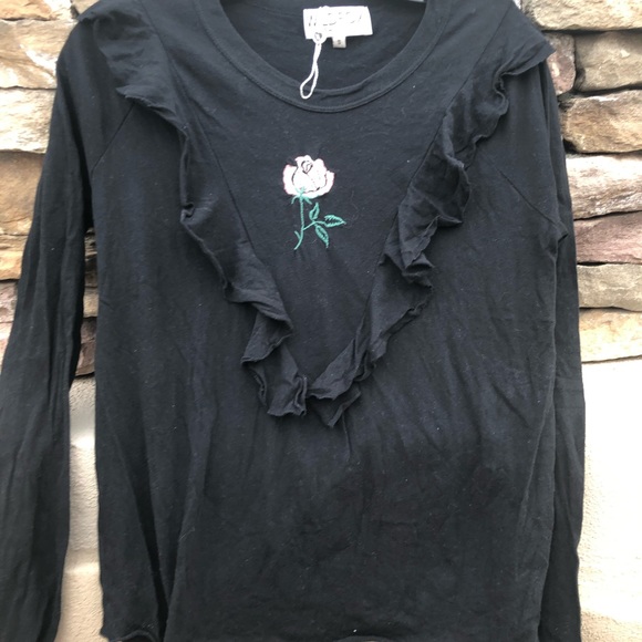 Wild fox women black ruffle T-shirt Size Small - Picture 3 of 16